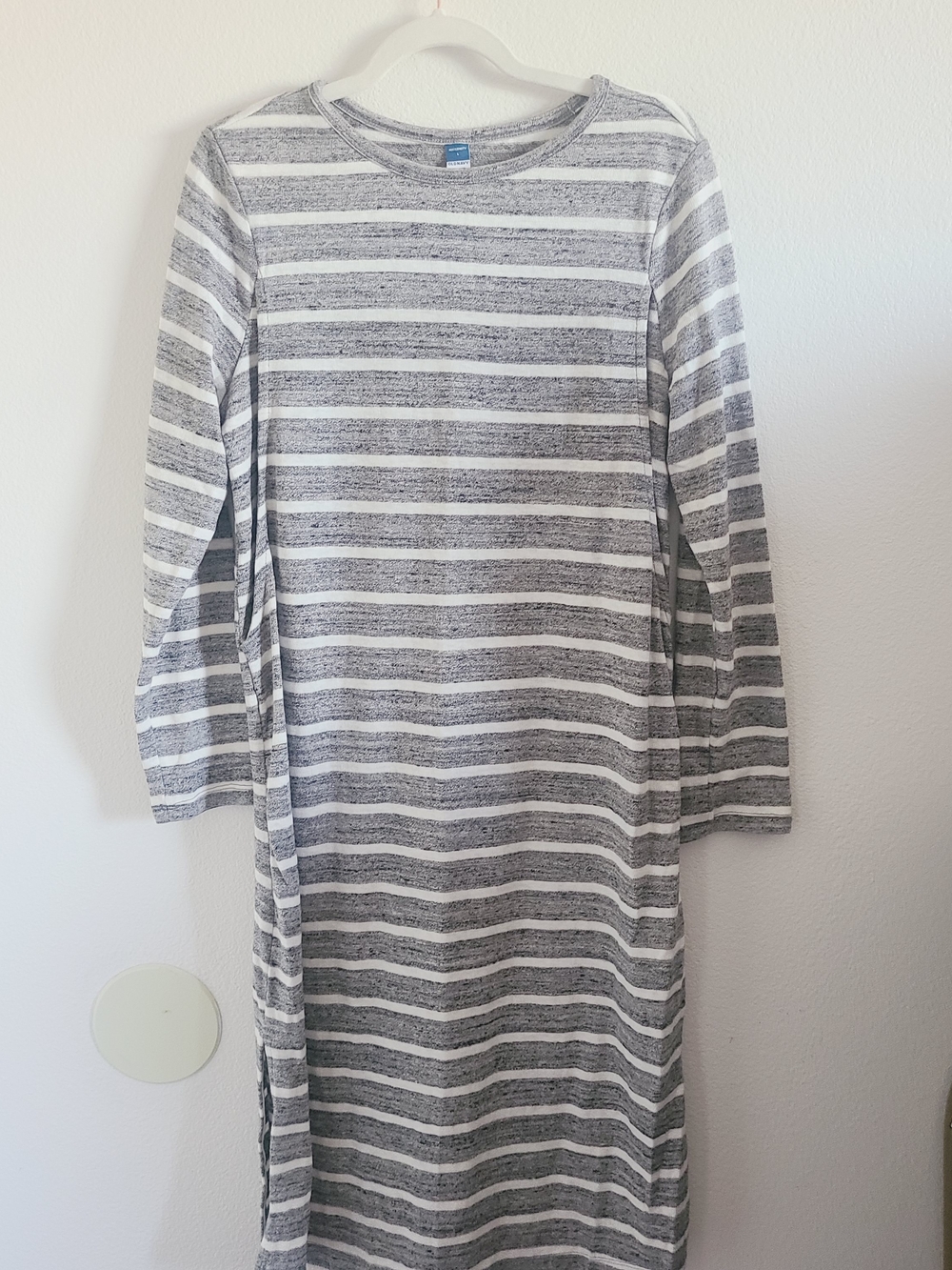 Old Navy Maternity Grey and White Dress